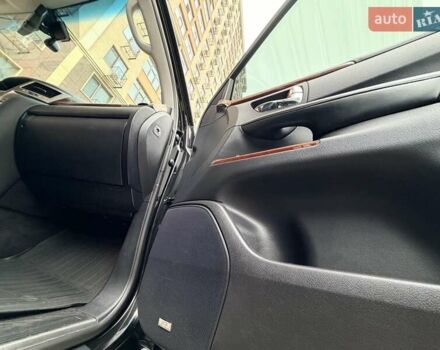 Чорний Лексус ЛХ, об'ємом двигуна 5.66 л та пробігом 162 тис. км за 43999 $, фото 36 на Automoto.ua