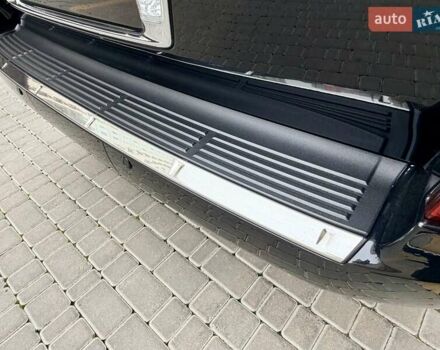 Чорний Лексус ЛХ, об'ємом двигуна 5.66 л та пробігом 162 тис. км за 43999 $, фото 132 на Automoto.ua