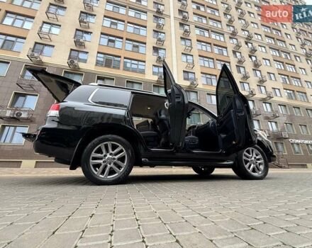 Чорний Лексус ЛХ, об'ємом двигуна 5.66 л та пробігом 162 тис. км за 43999 $, фото 162 на Automoto.ua
