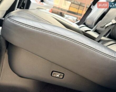 Чорний Лексус ЛХ, об'ємом двигуна 5.66 л та пробігом 162 тис. км за 43999 $, фото 75 на Automoto.ua