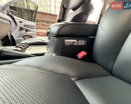 Чорний Лексус ЛХ, об'ємом двигуна 5.66 л та пробігом 162 тис. км за 43999 $, фото 61 на Automoto.ua