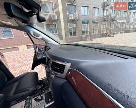 Чорний Лексус ЛХ, об'ємом двигуна 5.66 л та пробігом 162 тис. км за 43999 $, фото 33 на Automoto.ua