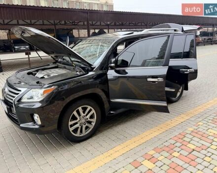 Чорний Лексус ЛХ, об'ємом двигуна 5.66 л та пробігом 162 тис. км за 43999 $, фото 164 на Automoto.ua