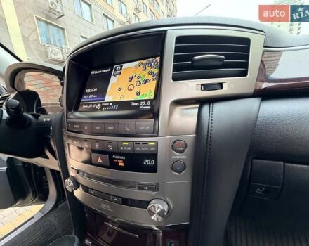 Чорний Лексус ЛХ, об'ємом двигуна 5.66 л та пробігом 162 тис. км за 43999 $, фото 31 на Automoto.ua