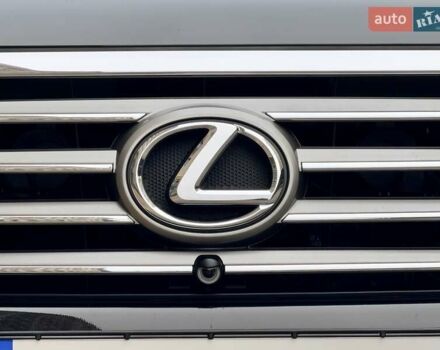 Чорний Лексус ЛХ, об'ємом двигуна 5.66 л та пробігом 162 тис. км за 43999 $, фото 9 на Automoto.ua