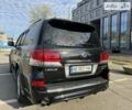 Черный Лексус ЛХ, объемом двигателя 5.66 л и пробегом 180 тыс. км за 50000 $, фото 2 на Automoto.ua