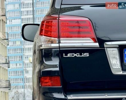Чорний Лексус ЛХ, об'ємом двигуна 5.66 л та пробігом 162 тис. км за 43999 $, фото 117 на Automoto.ua