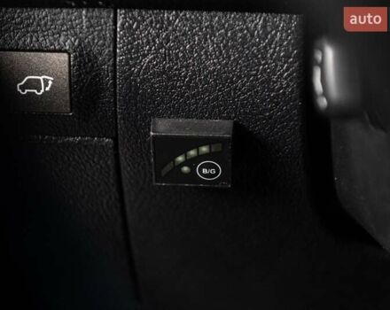 Лексус ЛХ 2015 у Одесі на Automoto.ua Чорний Лексус ЛХ, об'ємом двигуна 5.66 л та пробігом 199 тис. км за 41900 $, фото 45 на Automoto.ua