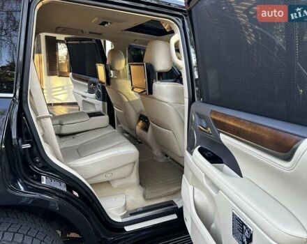 Черный Лексус ЛХ, объемом двигателя 5.66 л и пробегом 294 тыс. км за 59500 $, фото 52 на Automoto.ua