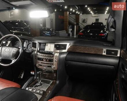 Лексус ЛХ 2015 у Одесі на Automoto.ua Чорний Лексус ЛХ, об'ємом двигуна 5.66 л та пробігом 199 тис. км за 41900 $, фото 23 на Automoto.ua