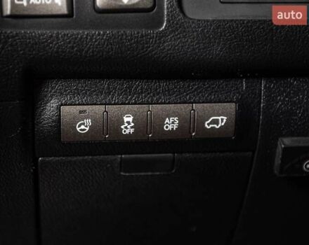 Лексус ЛХ 2015 у Одесі на Automoto.ua Чорний Лексус ЛХ, об'ємом двигуна 5.66 л та пробігом 199 тис. км за 41900 $, фото 69 на Automoto.ua