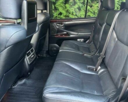 Черный Лексус ЛХ, объемом двигателя 5.7 л и пробегом 80 тыс. км за 20000 $, фото 11 на Automoto.ua