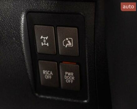 Лексус ЛХ 2015 у Одесі на Automoto.ua Чорний Лексус ЛХ, об'ємом двигуна 5.66 л та пробігом 199 тис. км за 41900 $, фото 48 на Automoto.ua