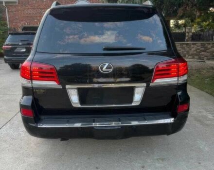 Черный Лексус ЛХ, объемом двигателя 5.7 л и пробегом 80 тыс. км за 20000 $, фото 5 на Automoto.ua