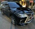 Черный Лексус ЛХ, объемом двигателя 5.66 л и пробегом 294 тыс. км за 59500 $, фото 1 на Automoto.ua