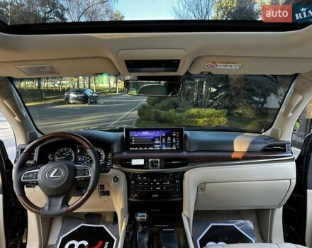 Черный Лексус ЛХ, объемом двигателя 5.66 л и пробегом 294 тыс. км за 59500 $, фото 44 на Automoto.ua