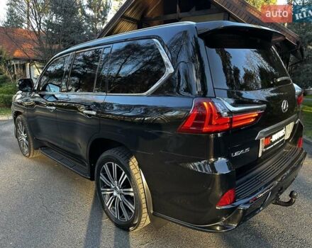 Черный Лексус ЛХ, объемом двигателя 5.66 л и пробегом 294 тыс. км за 59500 $, фото 19 на Automoto.ua