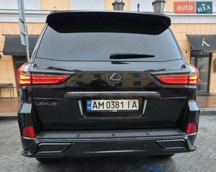 Черный Лексус ЛХ, объемом двигателя 4.46 л и пробегом 200 тыс. км за 53000 $, фото 5 на Automoto.ua