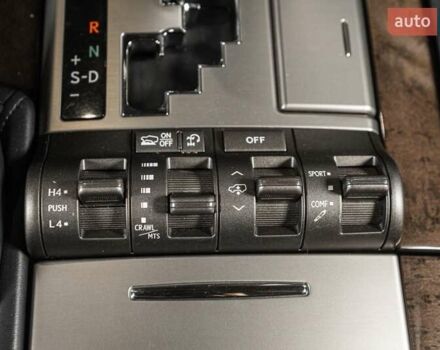 Лексус ЛХ 2015 у Одесі на Automoto.ua Чорний Лексус ЛХ, об'ємом двигуна 5.66 л та пробігом 199 тис. км за 41900 $, фото 49 на Automoto.ua