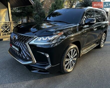Черный Лексус ЛХ, объемом двигателя 5.66 л и пробегом 294 тыс. км за 59500 $, фото 6 на Automoto.ua