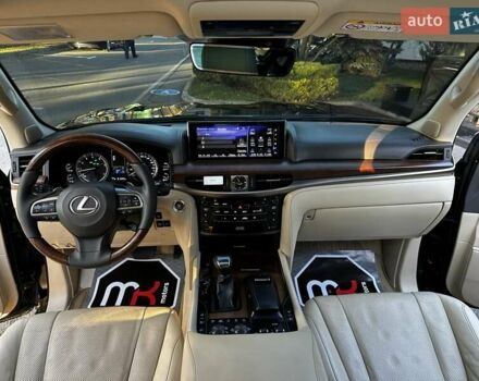 Черный Лексус ЛХ, объемом двигателя 5.66 л и пробегом 294 тыс. км за 59500 $, фото 32 на Automoto.ua
