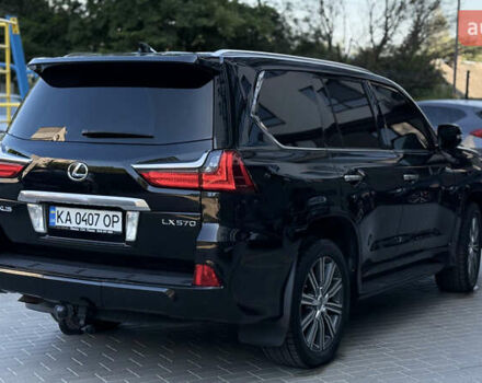 Черный Лексус ЛХ, объемом двигателя 5.66 л и пробегом 260 тыс. км за 55000 $, фото 6 на Automoto.ua