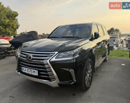 Черный Лексус ЛХ, объемом двигателя 5.7 л и пробегом 140 тыс. км за 67000 $, фото 1 на Automoto.ua