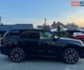 Черный Лексус ЛХ, объемом двигателя 4.46 л и пробегом 120 тыс. км за 68000 $, фото 4 на Automoto.ua