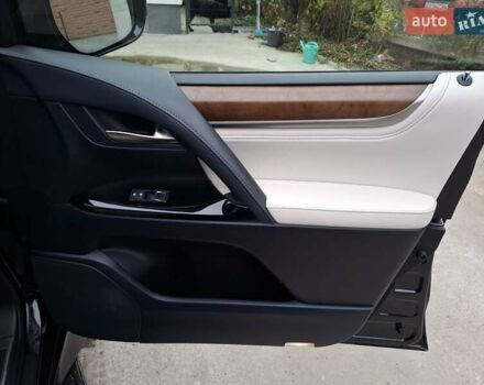 Черный Лексус ЛХ, объемом двигателя 4.46 л и пробегом 187 тыс. км за 65000 $, фото 21 на Automoto.ua