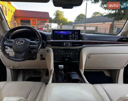 Чорний Лексус ЛХ, об'ємом двигуна 5.66 л та пробігом 79 тис. км за 67000 $, фото 30 на Automoto.ua