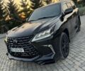 Черный Лексус ЛХ, объемом двигателя 4.46 л и пробегом 294 тыс. км за 49000 $, фото 1 на Automoto.ua