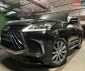 Черный Лексус ЛХ, объемом двигателя 5.66 л и пробегом 159 тыс. км за 68500 $, фото 1 на Automoto.ua