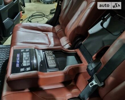 Черный Лексус ЛХ, объемом двигателя 5.66 л и пробегом 156 тыс. км за 67000 $, фото 51 на Automoto.ua