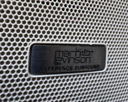 Чорний Лексус ЛХ, об'ємом двигуна 5.66 л та пробігом 79 тис. км за 67000 $, фото 32 на Automoto.ua