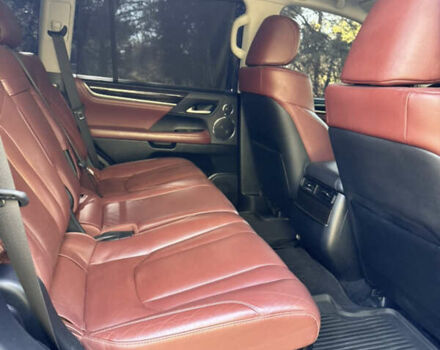 Черный Лексус ЛХ, объемом двигателя 4.5 л и пробегом 175 тыс. км за 59000 $, фото 8 на Automoto.ua