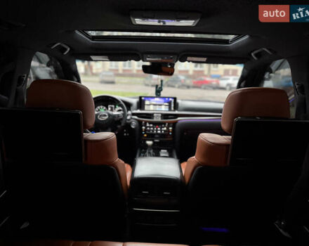 Чорний Лексус ЛХ, об'ємом двигуна 5.7 л та пробігом 161 тис. км за 67000 $, фото 35 на Automoto.ua