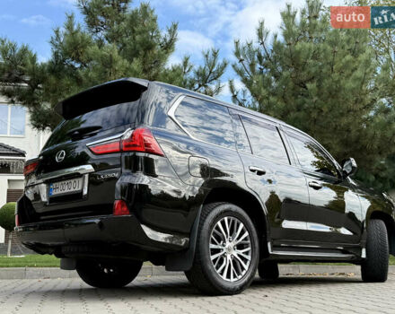 Черный Лексус ЛХ, объемом двигателя 4.5 л и пробегом 230 тыс. км за 55900 $, фото 19 на Automoto.ua