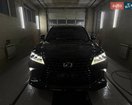 Черный Лексус ЛХ, объемом двигателя 5.66 л и пробегом 82 тыс. км за 58000 $, фото 3 на Automoto.ua
