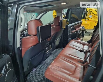 Черный Лексус ЛХ, объемом двигателя 5.66 л и пробегом 156 тыс. км за 67000 $, фото 52 на Automoto.ua
