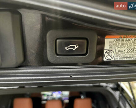 Чорний Лексус ЛХ, об'ємом двигуна 5.7 л та пробігом 161 тис. км за 67000 $, фото 36 на Automoto.ua