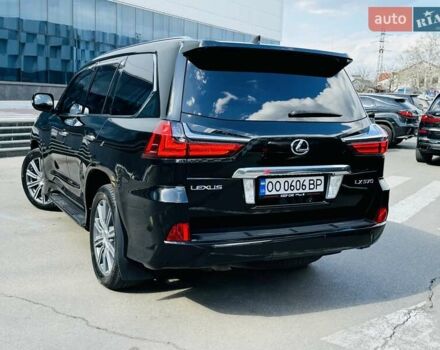 Черный Лексус ЛХ, объемом двигателя 5.66 л и пробегом 174 тыс. км за 57500 $, фото 5 на Automoto.ua