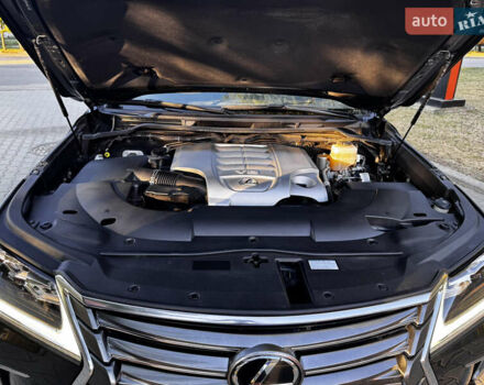 Чорний Лексус ЛХ, об'ємом двигуна 5.66 л та пробігом 79 тис. км за 67000 $, фото 55 на Automoto.ua