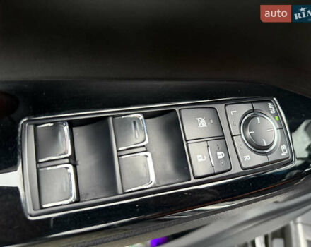 Чорний Лексус ЛХ, об'ємом двигуна 5.7 л та пробігом 161 тис. км за 67000 $, фото 22 на Automoto.ua