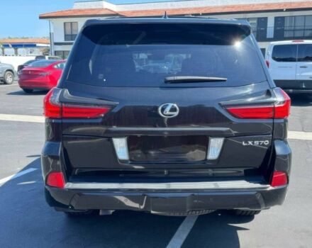 Черный Лексус ЛХ, объемом двигателя 5.7 л и пробегом 78 тыс. км за 43200 $, фото 4 на Automoto.ua