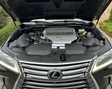 Чорний Лексус ЛХ, об'ємом двигуна 4.46 л та пробігом 195 тис. км за 59500 $, фото 11 на Automoto.ua