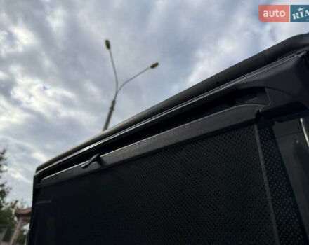 Черный Лексус ЛХ, объемом двигателя 4.5 л и пробегом 230 тыс. км за 55900 $, фото 100 на Automoto.ua