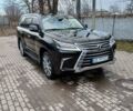 Черный Лексус ЛХ, объемом двигателя 4.46 л и пробегом 181 тыс. км за 61000 $, фото 1 на Automoto.ua