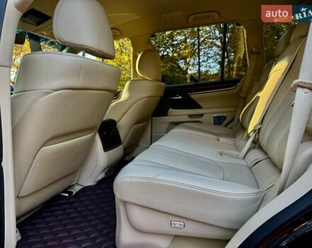 Черный Лексус ЛХ, объемом двигателя 4.46 л и пробегом 120 тыс. км за 68000 $, фото 18 на Automoto.ua