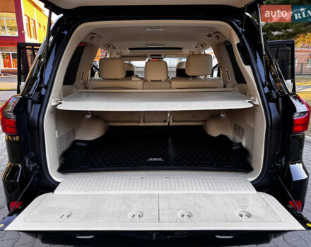 Чорний Лексус ЛХ, об'ємом двигуна 5.66 л та пробігом 79 тис. км за 67000 $, фото 45 на Automoto.ua