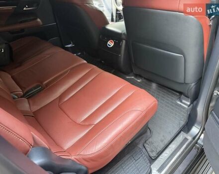 Чорний Лексус ЛХ, об'ємом двигуна 4.46 л та пробігом 215 тис. км за 57000 $, фото 32 на Automoto.ua
